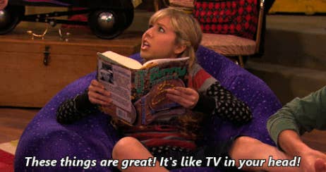 Sam from iCarly reading: &quot;These things are great! It&#x27;s like TV in your head!&quot;