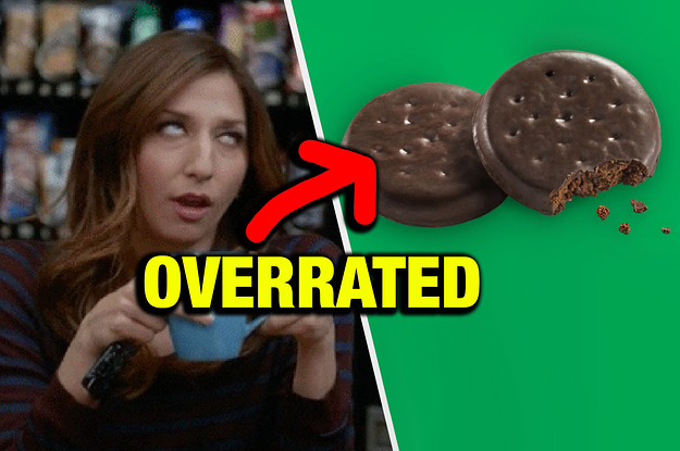 Chelsea Peretti rolling her eyes at thin mints