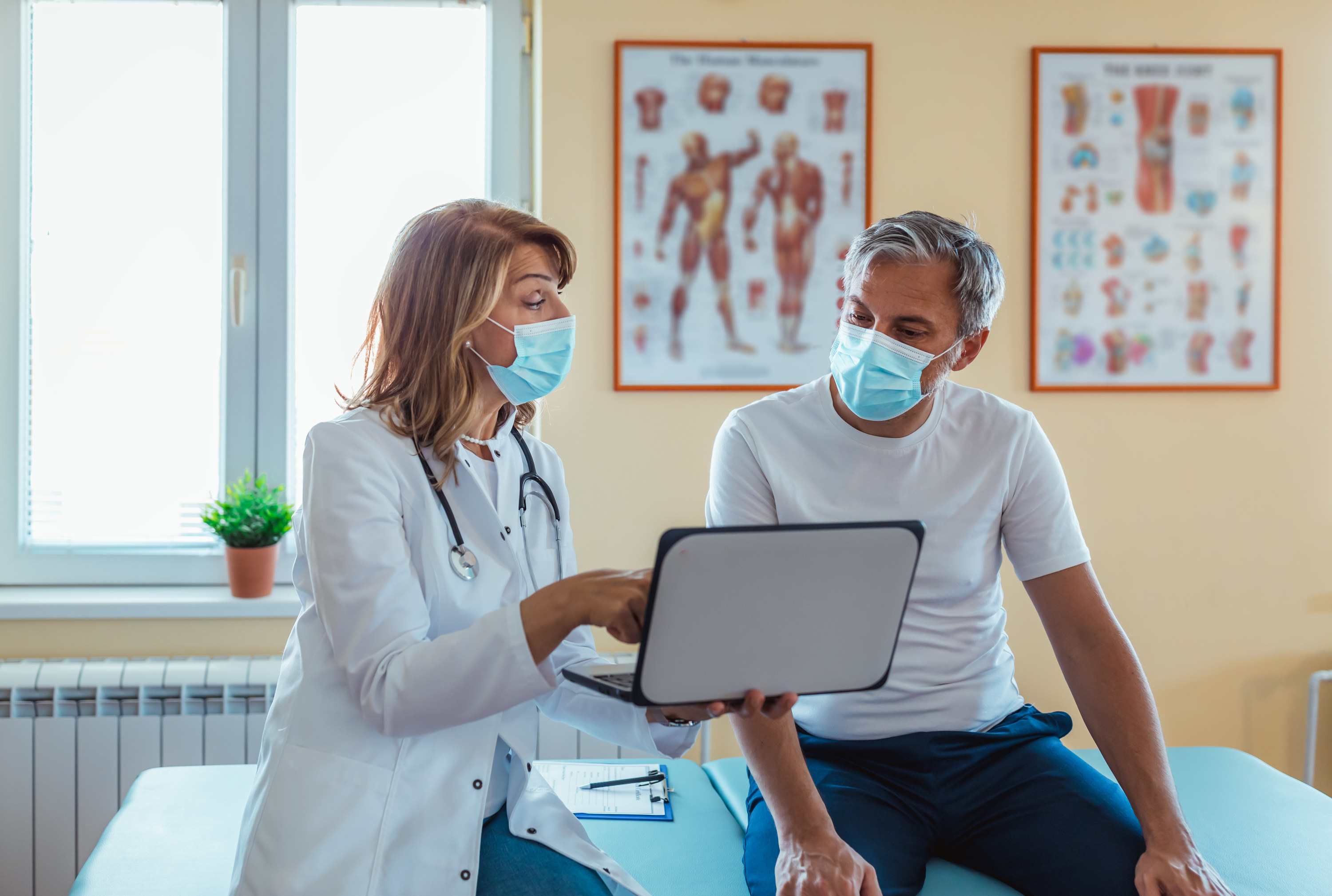 Doctor talks to patient