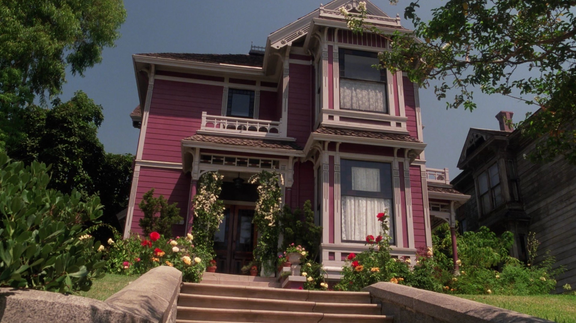 Exterior view of the Victorian house featured in Charmed