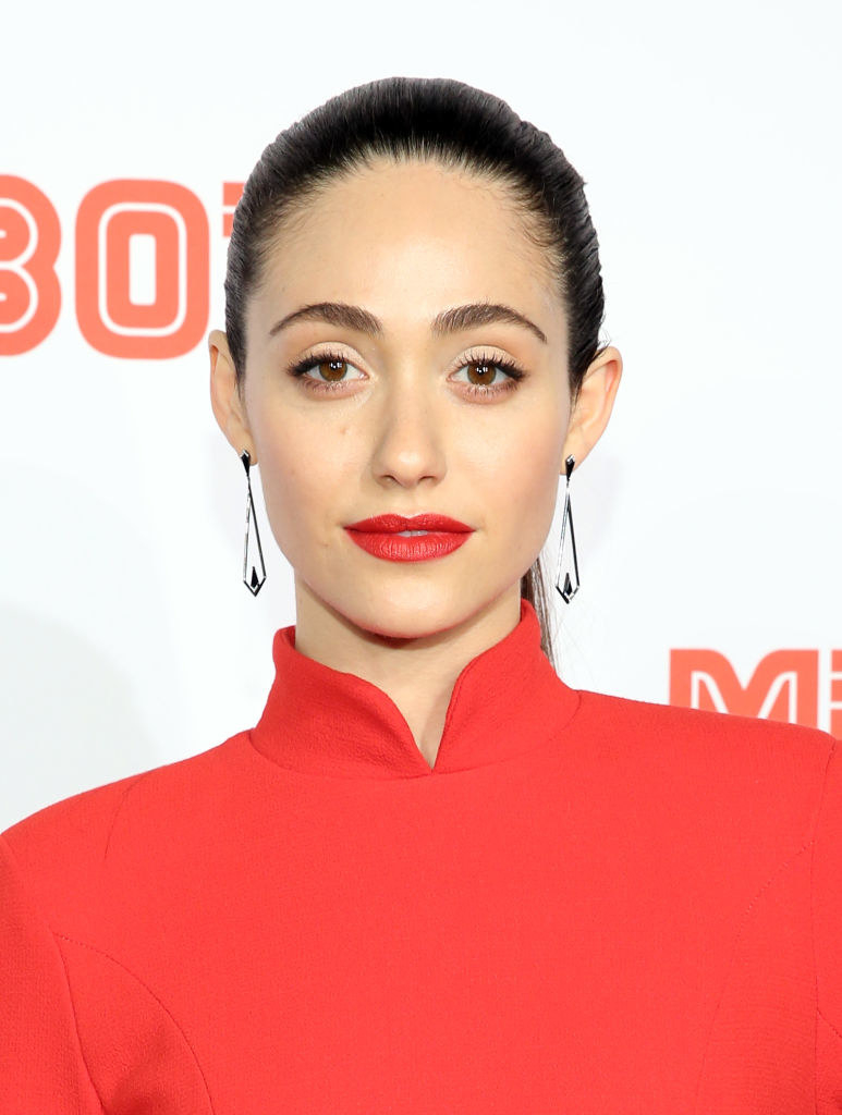 Emmy Rossum Shared The First Photo Of Her Daughter Along With A Message To Get Vaccinated 1 Topslist Top Review Top 10 Top Ten Topslist Toplist