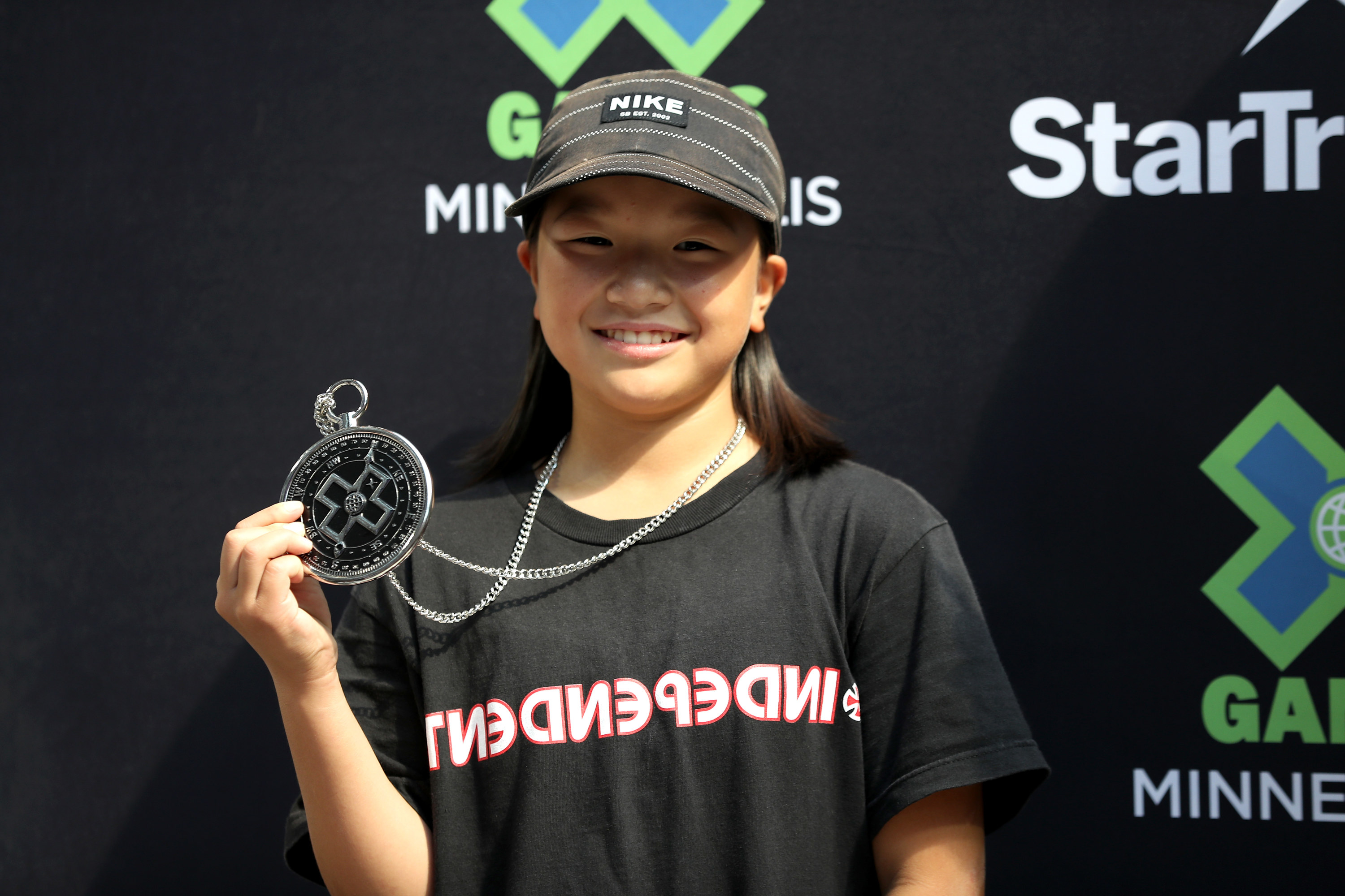 Momiji Nishiya holds silver medal at X Games