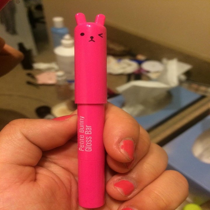 16 Of The Best Cheap Lip Glosses For Kissable Lips 2022