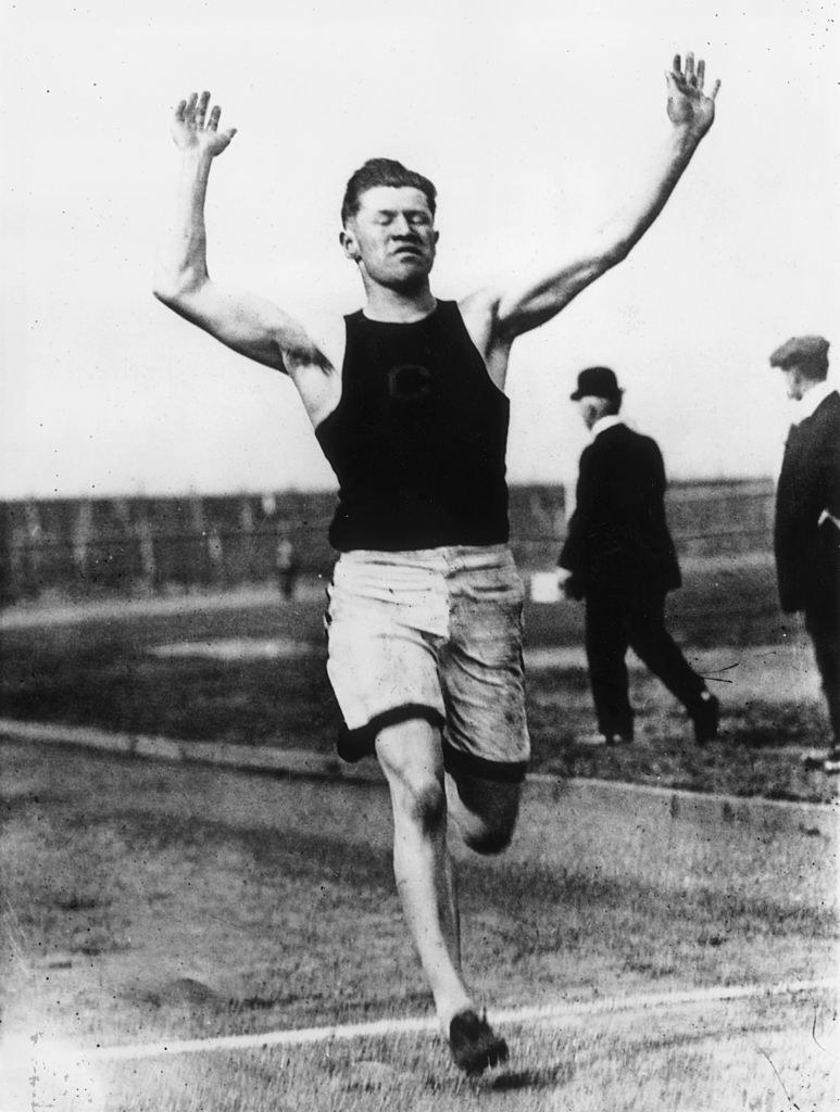Jim Thorpe finishing a race
