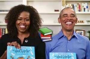 米歇尔和奥巴马读儿童书籍