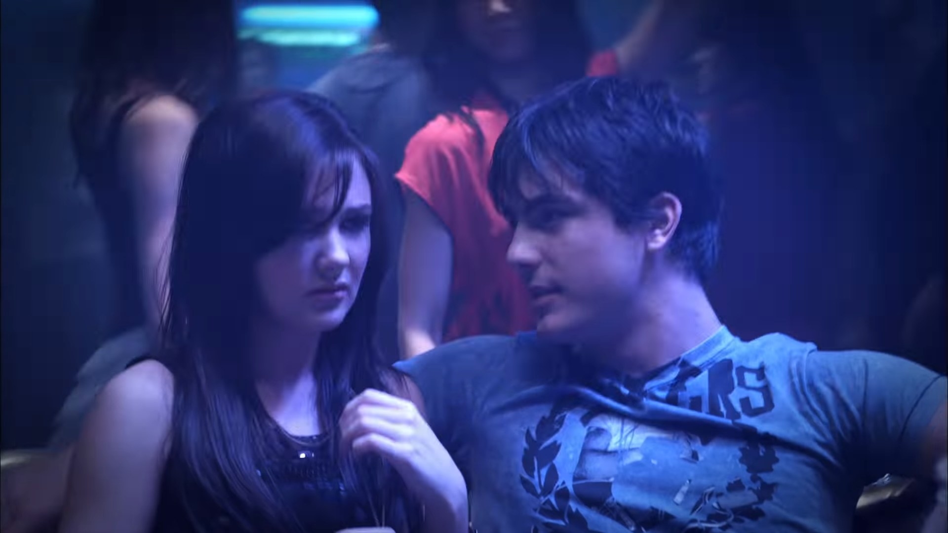 Owen and Anya at a club. Episode: &quot;Paper Planes, Part 1&quot;