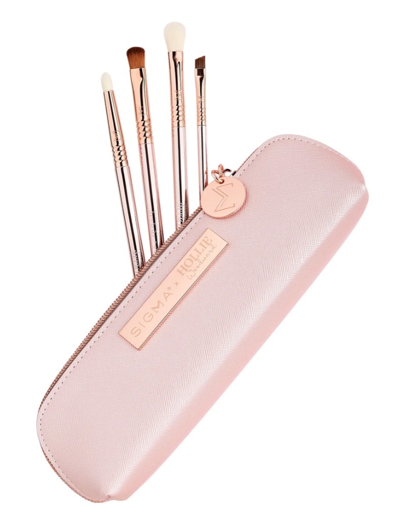 The pink Sigma Beauty brush set