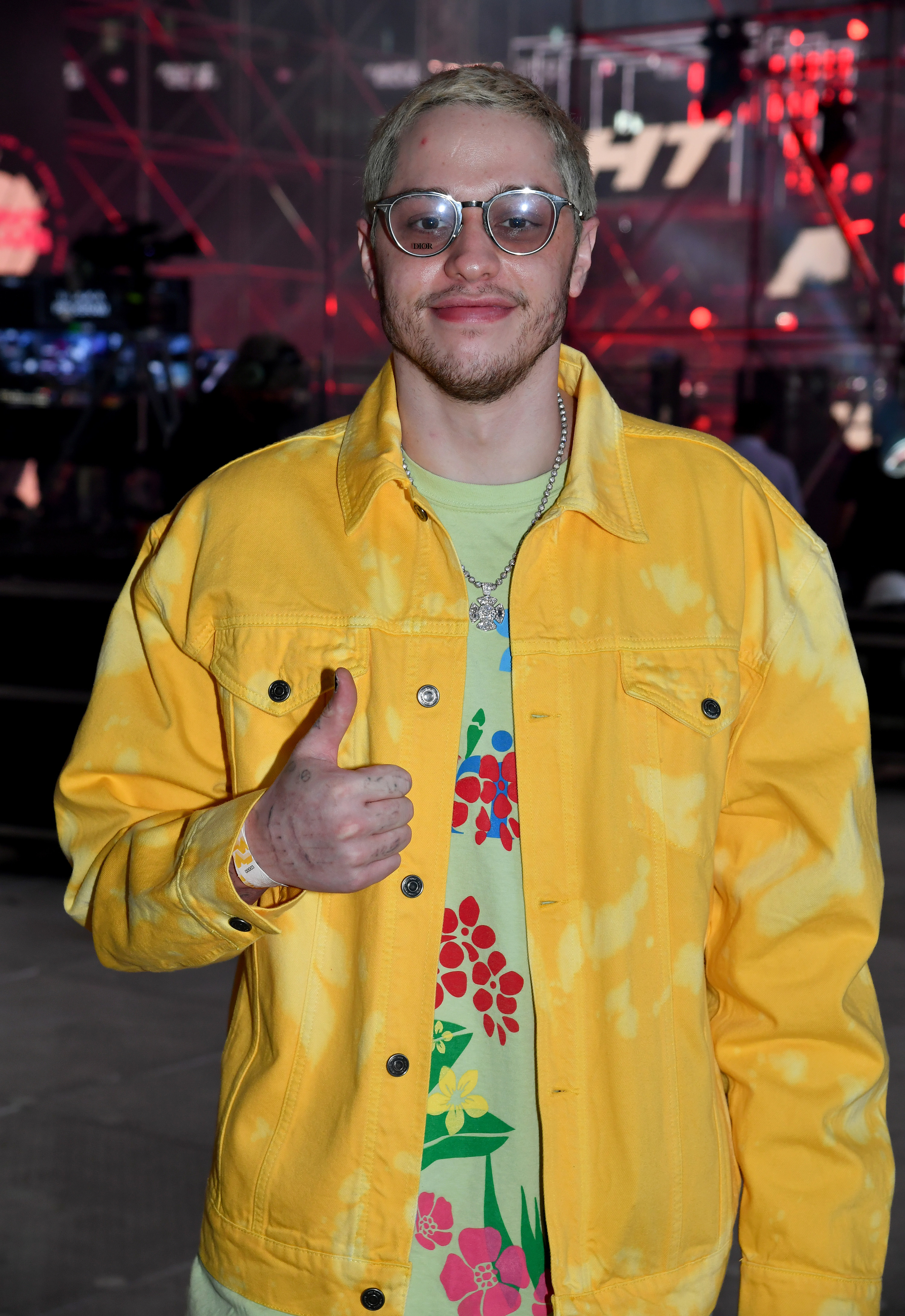 Pete Davidson is photographed giving a thumbs up