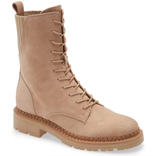 The boots in sesame
