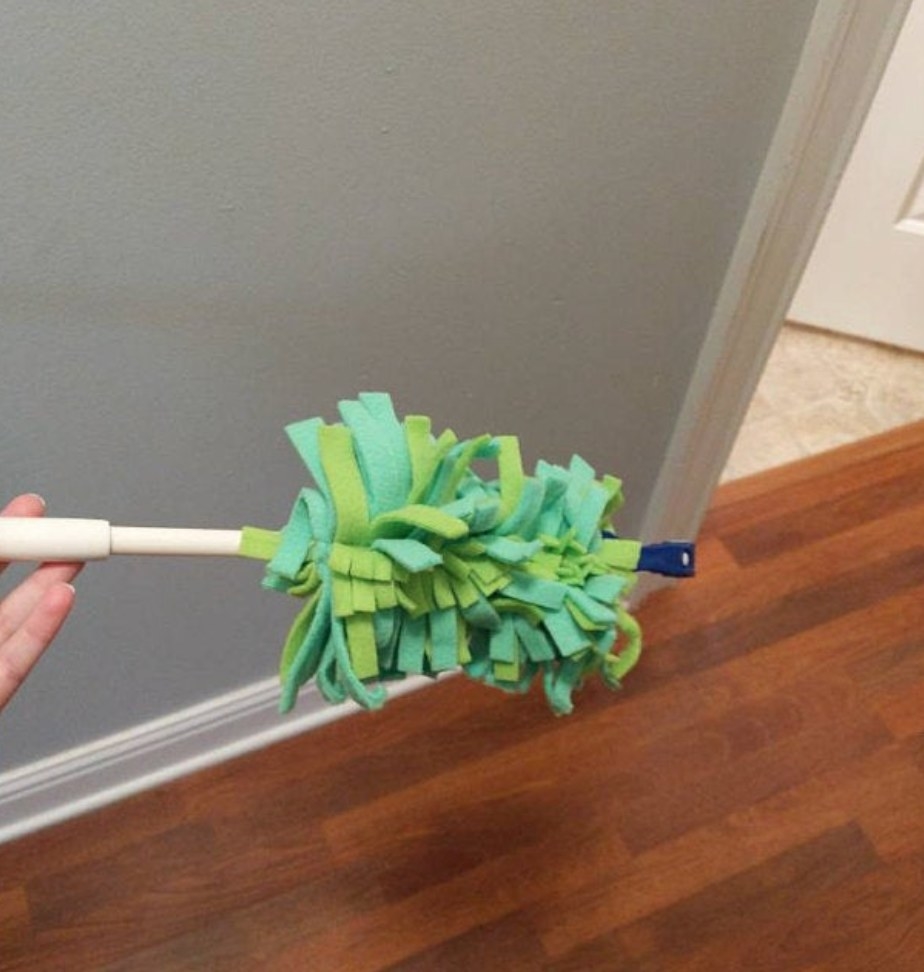 the reusable duster head in green