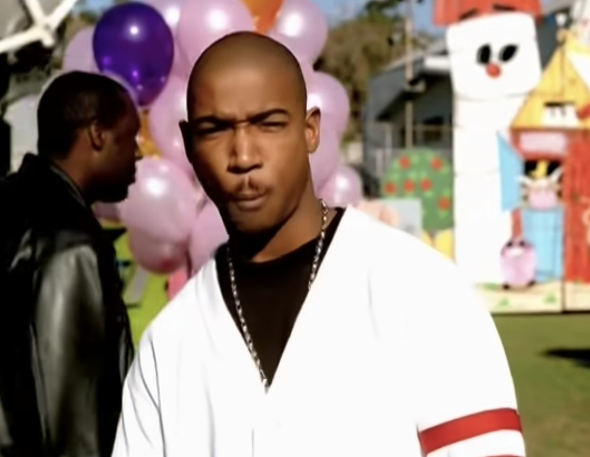 Ja Rule in his &quot;Mesmerize&quot; music video