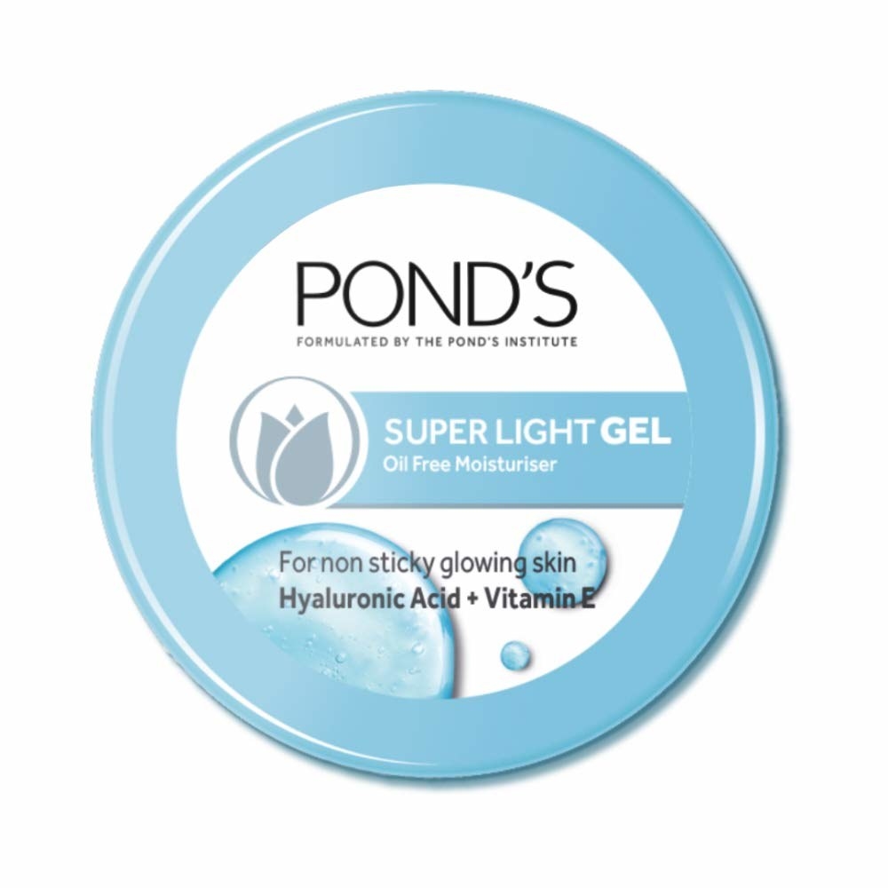 Blue box of ponds super light gel oil free moisturiser with  hyaluronic acid and vitamin E