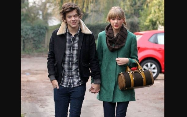 Taylor Swift with her boyfriend Harry Styles