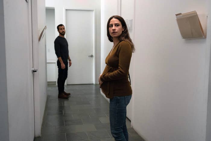 Justin Theroux and Ilana Glazer in Hulu&#x27;s False Positive