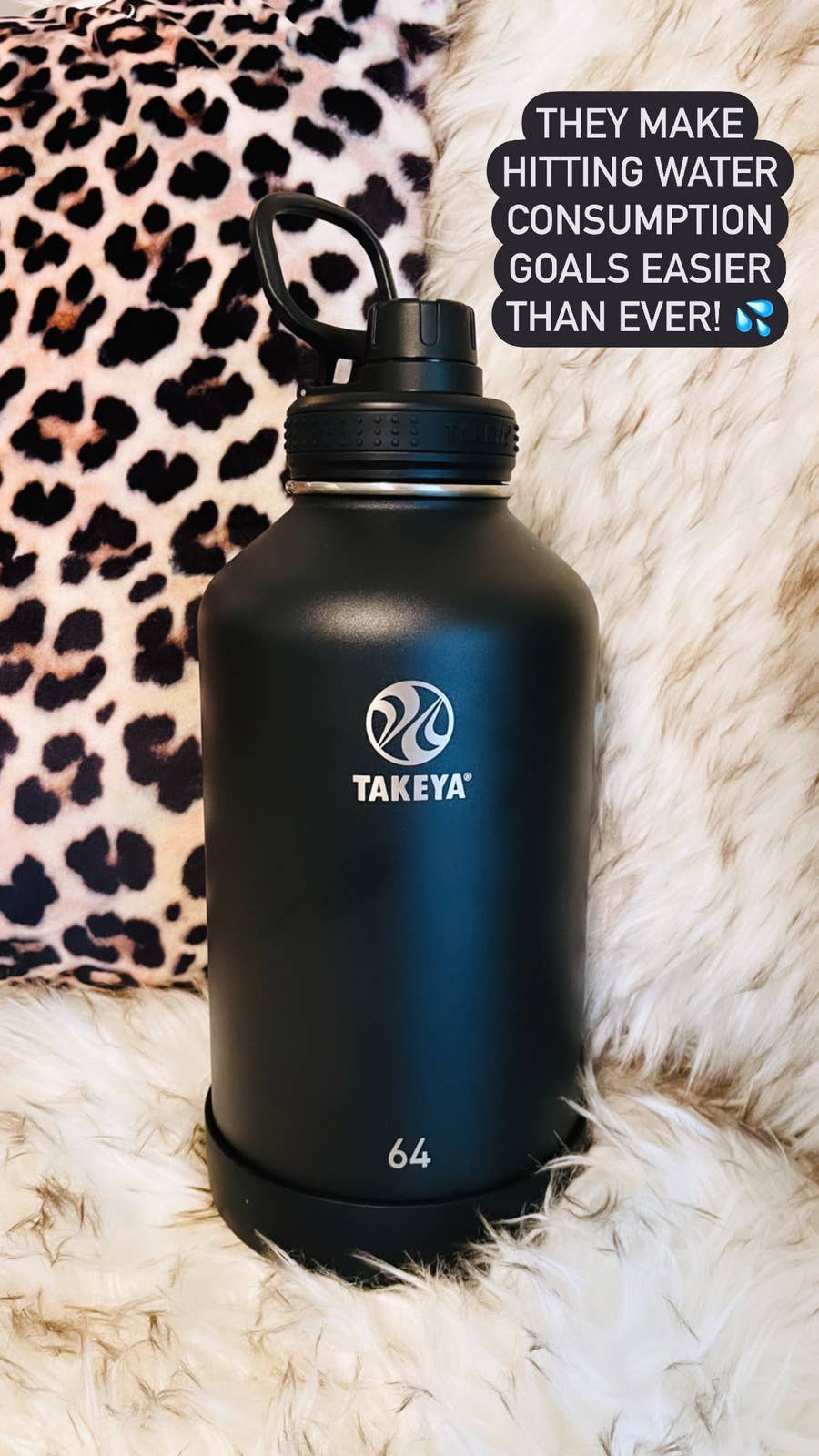 Takeya Originals 32 oz White and Black Double Wall Vacuum Insulated  Stainless Steel Water Bottle with Wide Mouth and Flip-Top Lid
