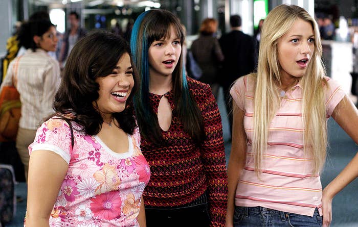 America Ferrera, Amber Tamblyn, Blake Lively in The Sisterhood of the Traveling Pants
