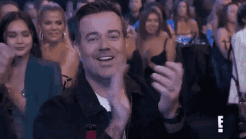 Carson Daly claps while attending E!&#x27;s People&#x27;s Choice Awards