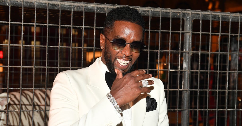 Is Diddy Bringing Back the Old-School Roach Clip?