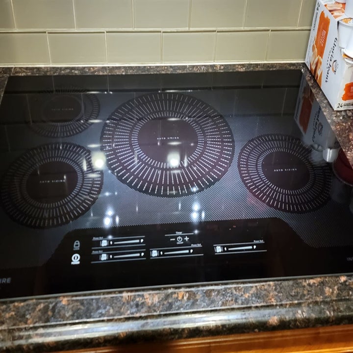 13 Best Induction Cooktops Heating Up 2022