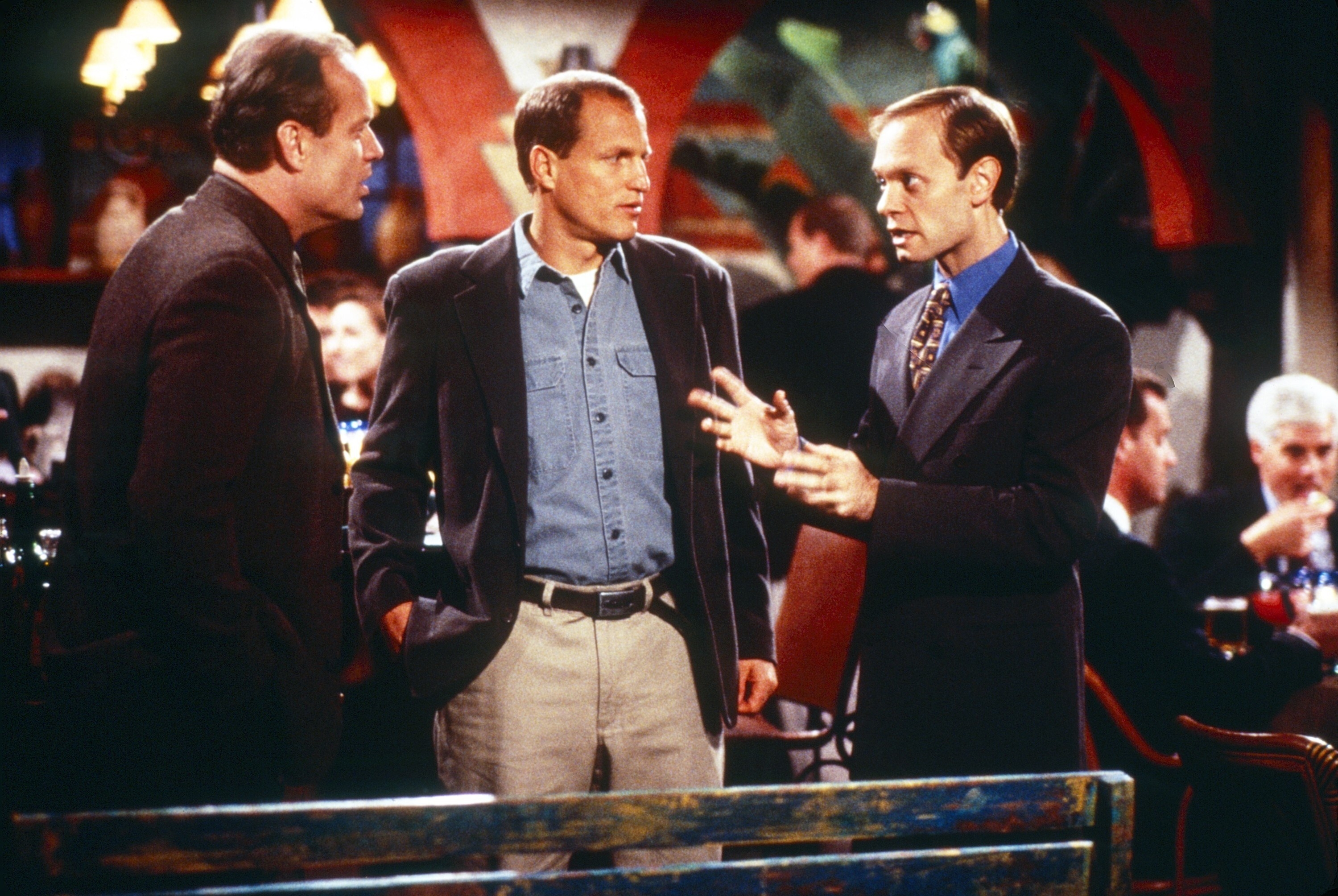 Kelsey Grammer, Woody Harrelson, and David Hyde Pierce have a conversation