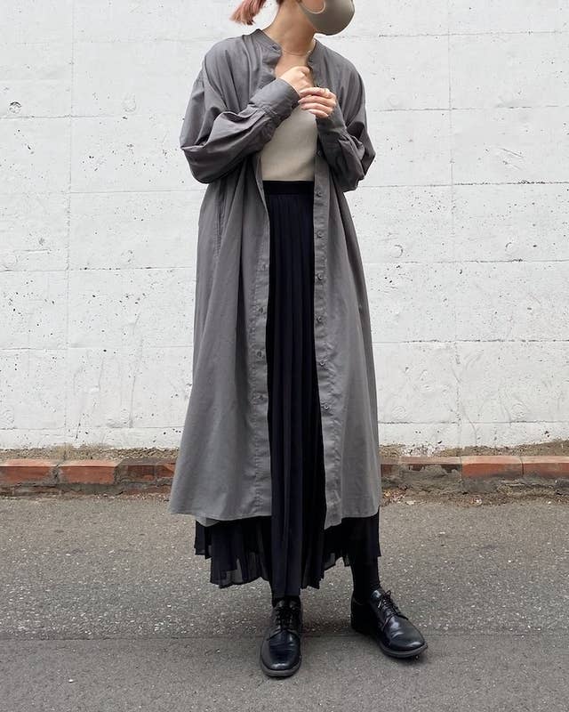 今から秋まで着回せる ユニクロの シャツワンピース は大人っぽいデザインが素敵