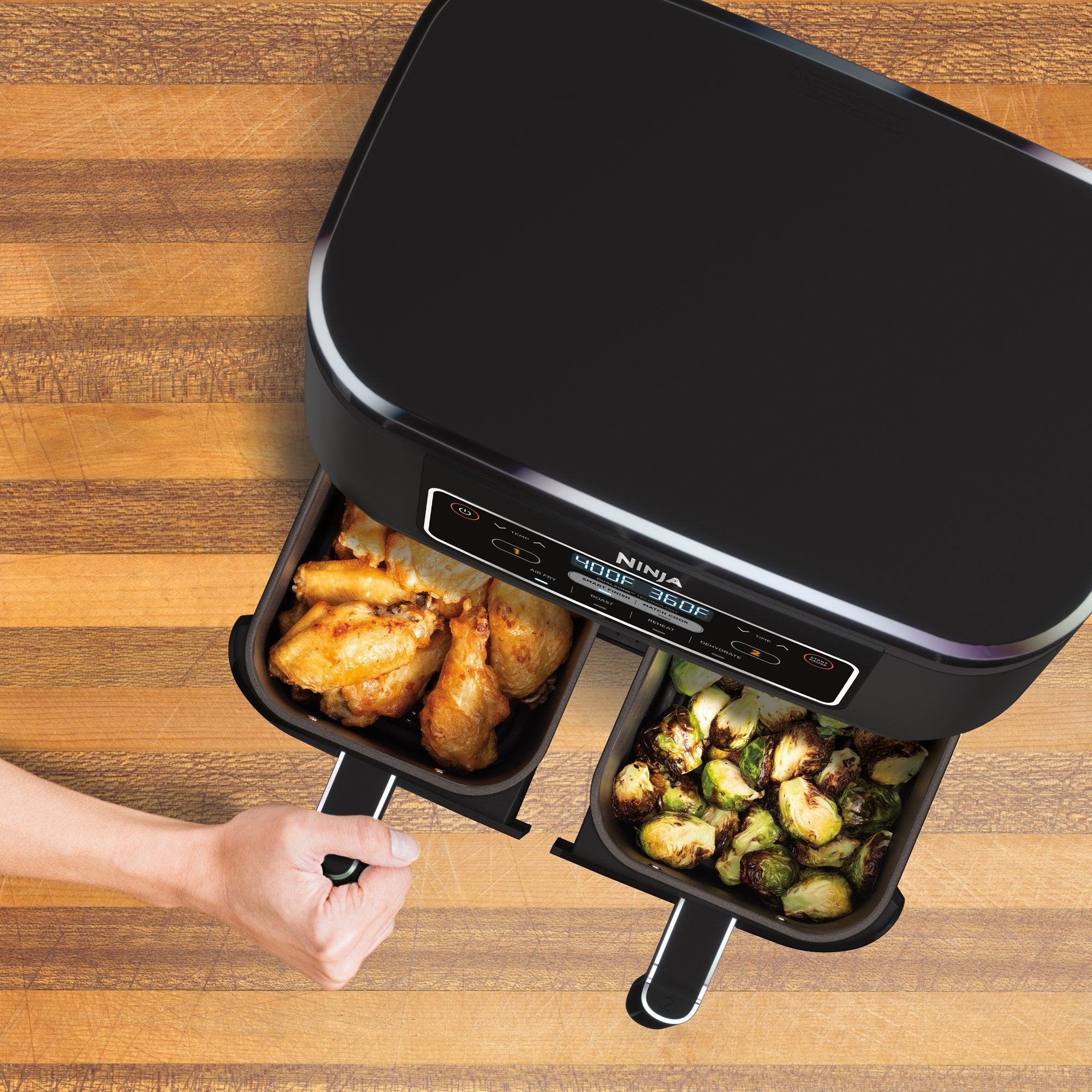 the air fryer with two compartments