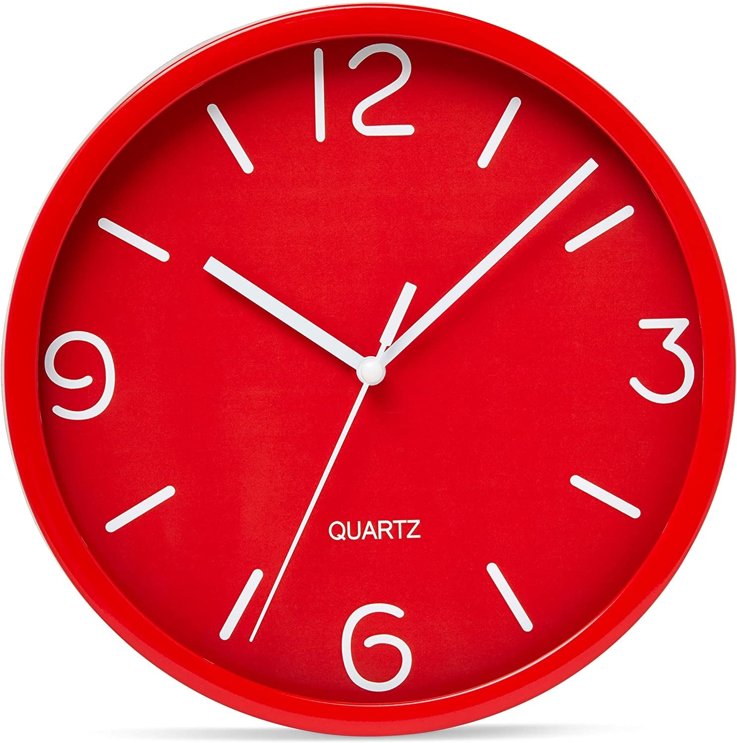 reloj rojo redondo con números, minutero y secundero en color blanco