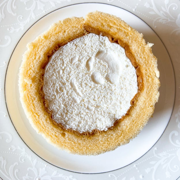 毎月6日しか買えない ローソンの 幻のロールケーキ クリーム凄すぎて笑った Buzzfeed Japan Goo ニュース
