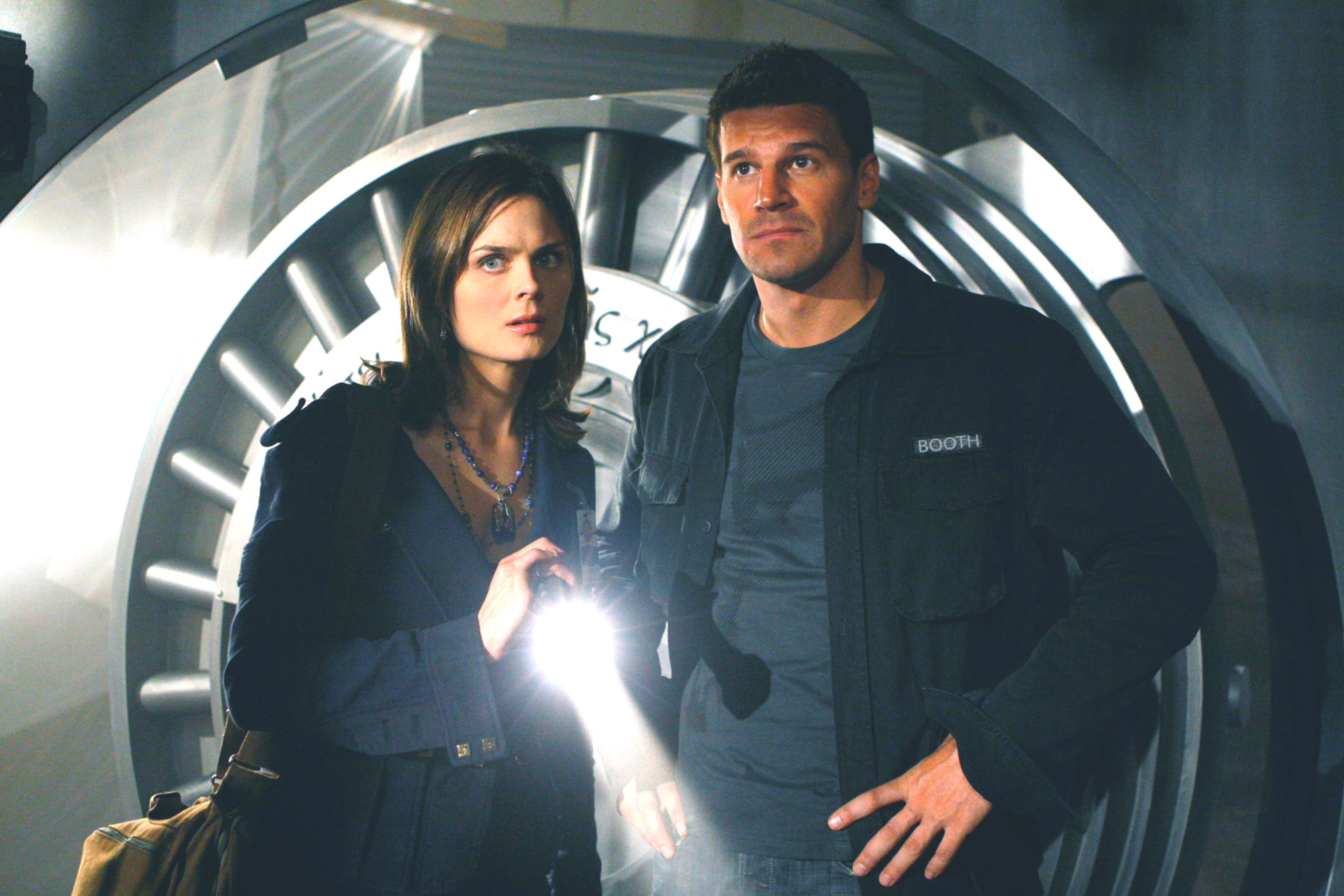 Emily Deschanel and David Boreanaz as Dr. Brennan and Seeley Booth on the set of Bones