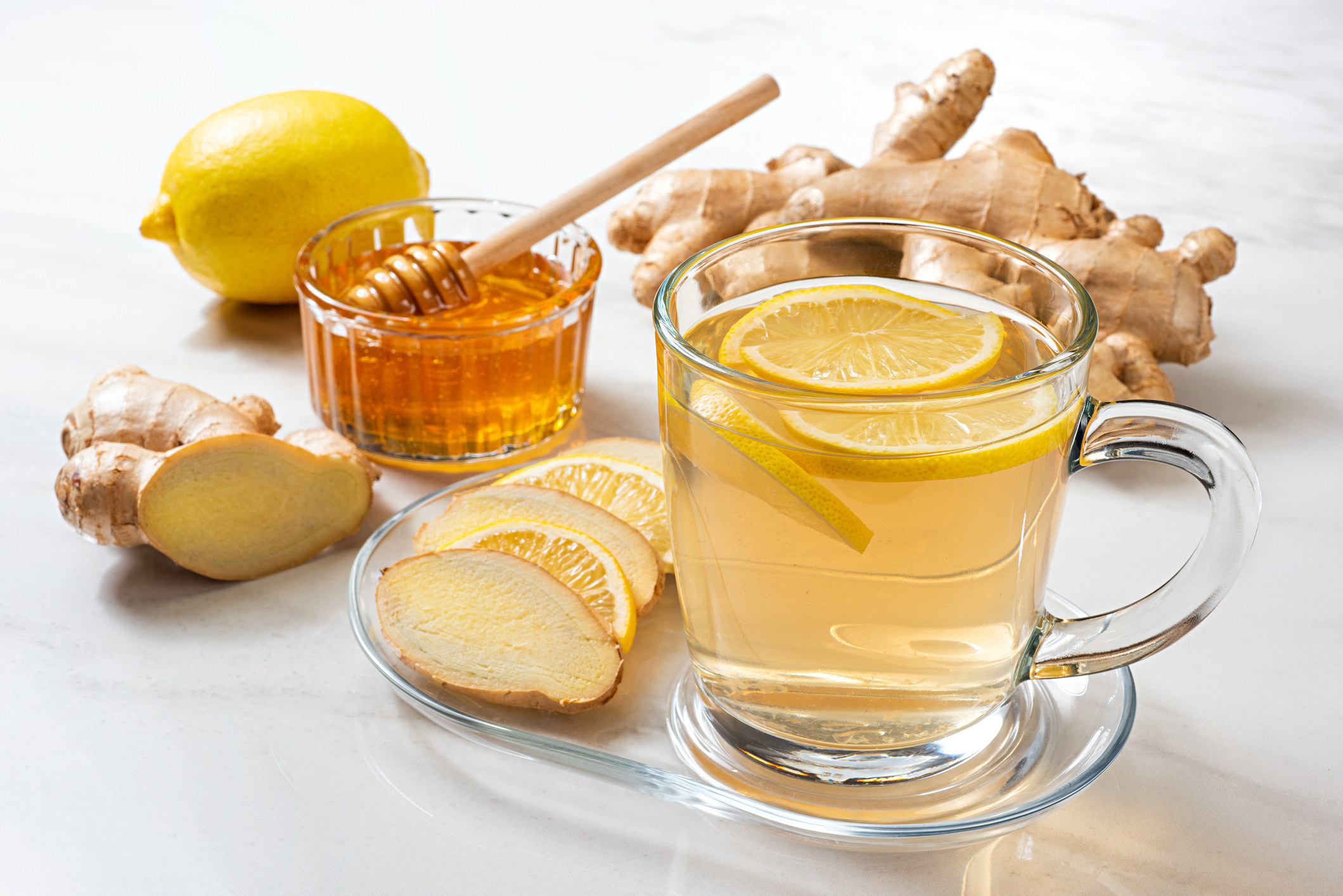 Tea with ginger, lemon, and honey