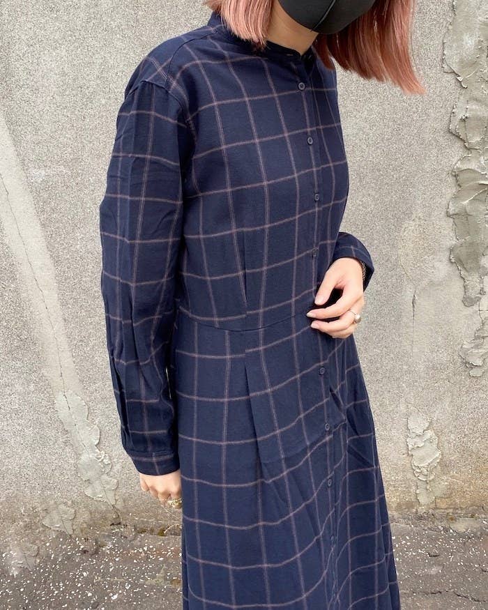 そろそろ秋服が欲しい という方へ ユニクロの 新作ワンピース は大人かわいいデザインが素敵です