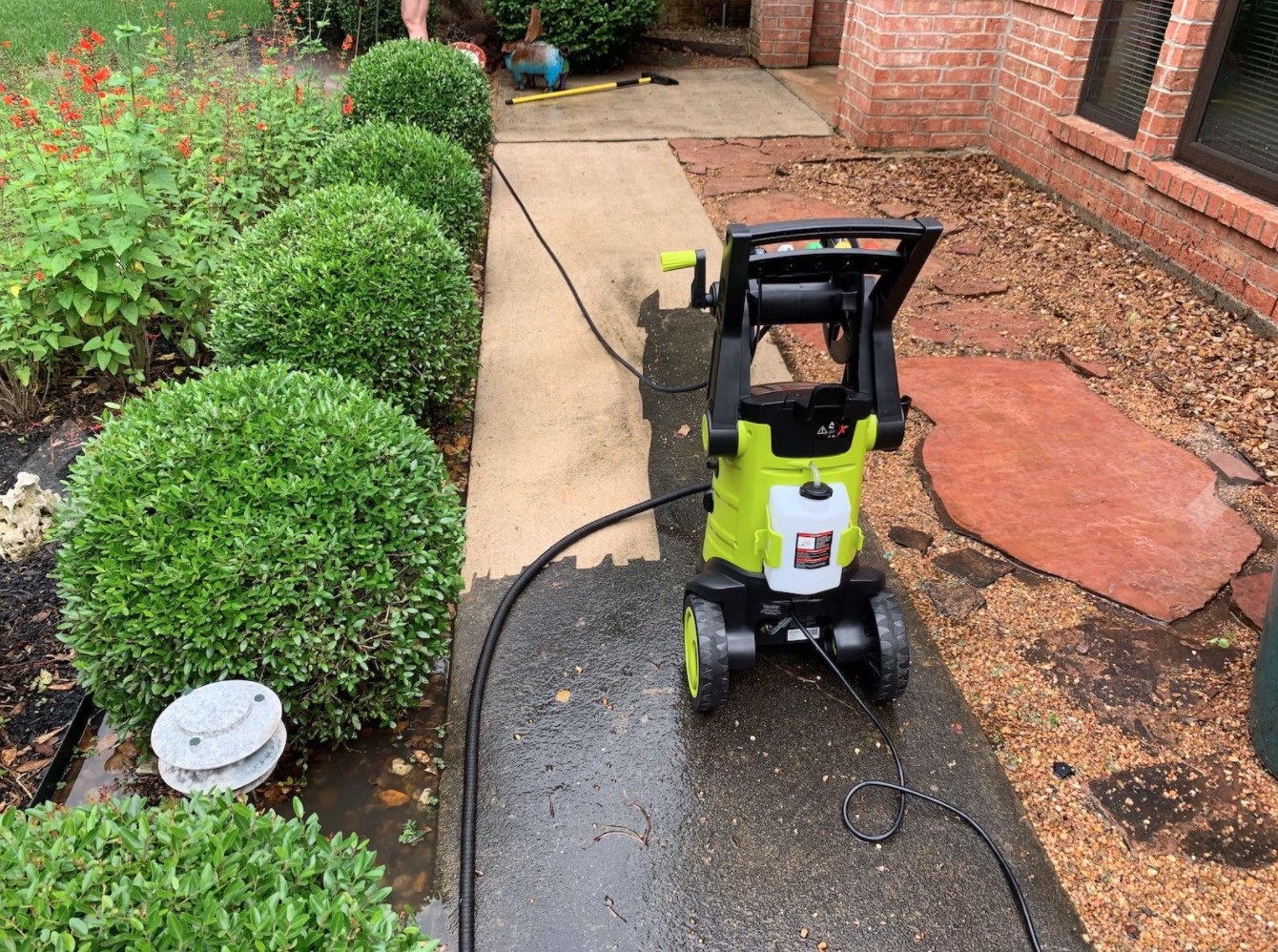 the reviewer&#x27;s image of an electric pressure washer