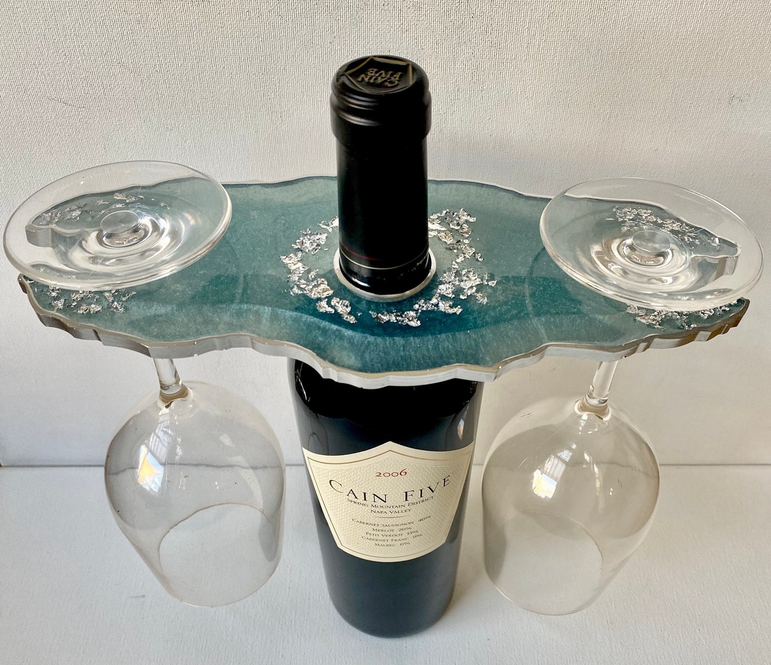 the blue and silver geode resin wine butler