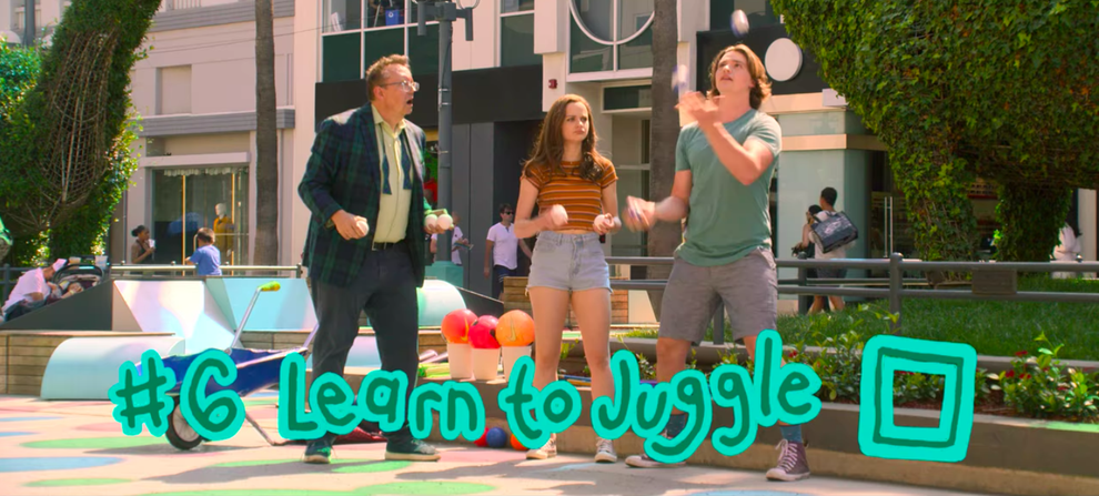 What Happens In The Kissing Booth 3?