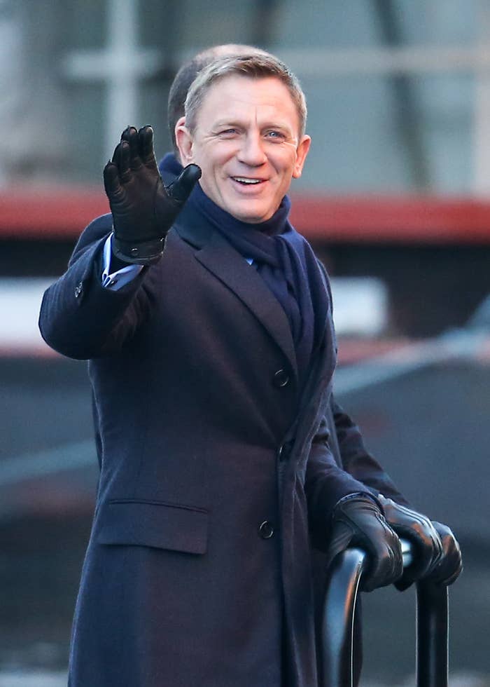 Daniel Craig Won't Leave His Daughters An Inheritance