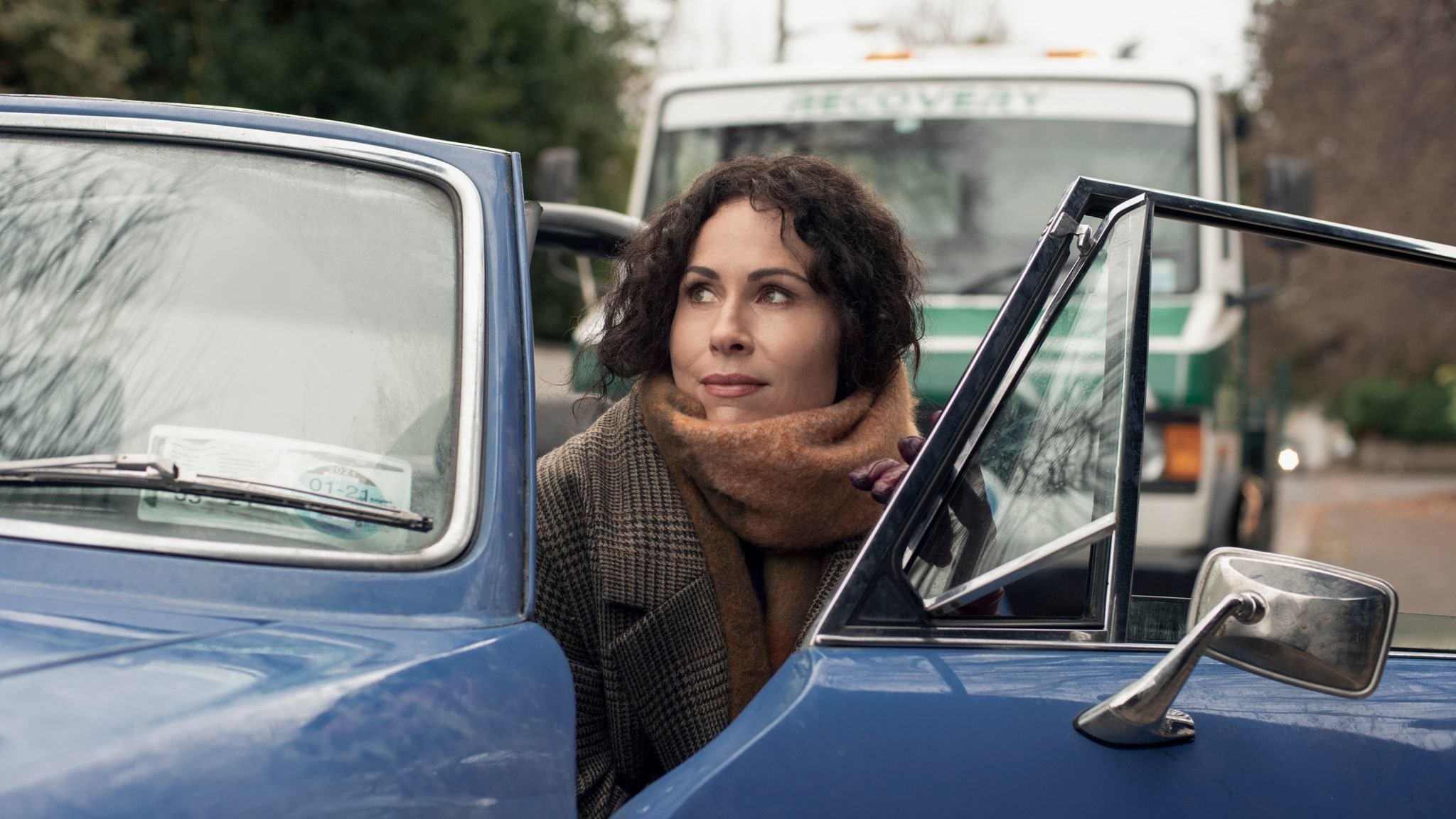 Minnie Driver in Episode 1: “On a Serpentine Road, With the Top Down”