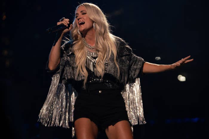 Carrie Underwood sings onstage