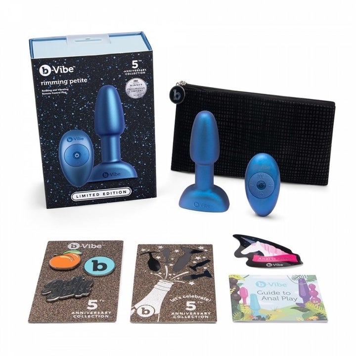 Vibrating butt plug set with accessories