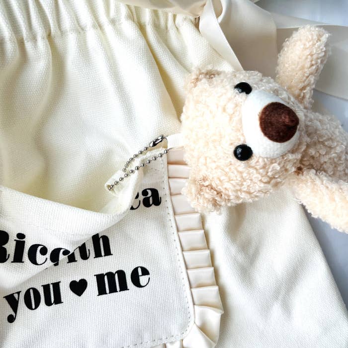 ヤバい ヤバい これは可愛すぎるでしょー しまむらの クマさんバッグ ガーリーなデザインが素敵すぎる