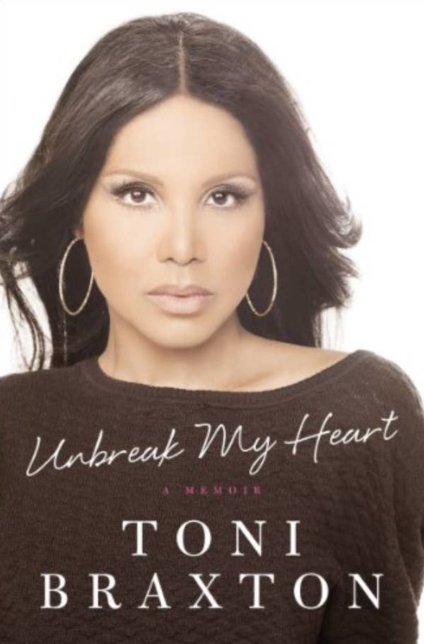 La copertina del suo libro, Unbreak My Heart