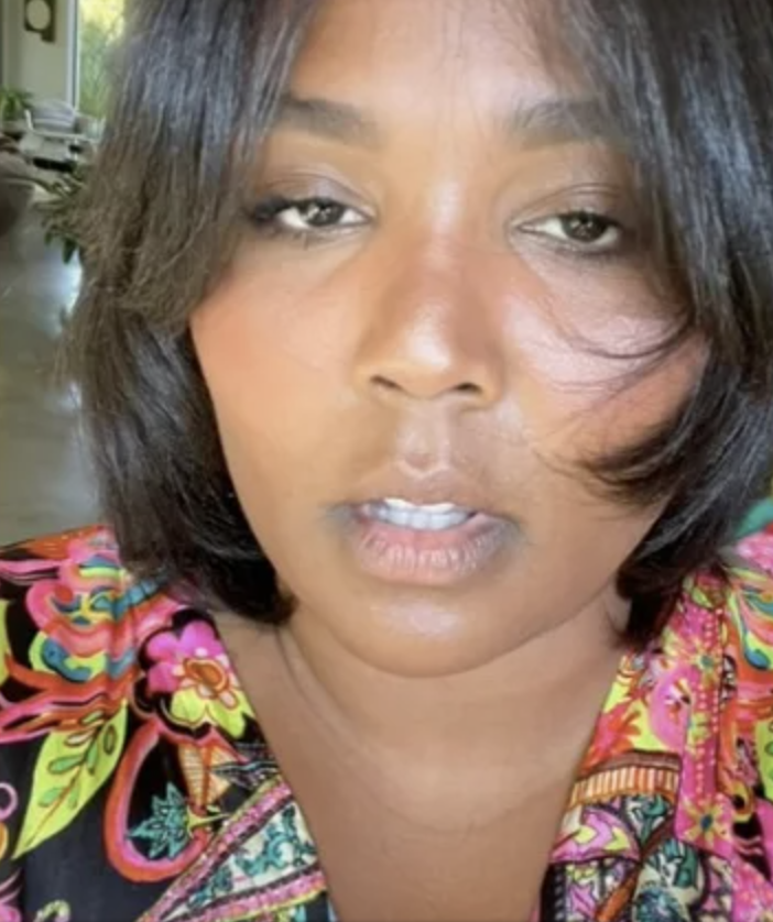 Lizzo with a short bob