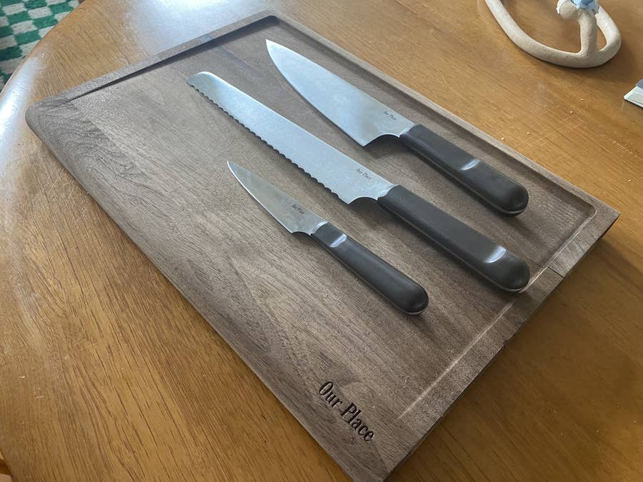 Found my mom's Chicago cutlery she said are from my parents wedding gifts.  For reference, I'm 46. I don't have any real knives, only cheapies that I  use as disposable, but I