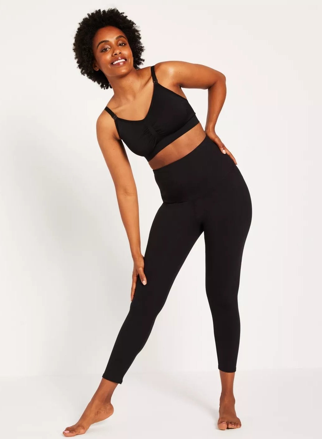 A model wearing the leggings