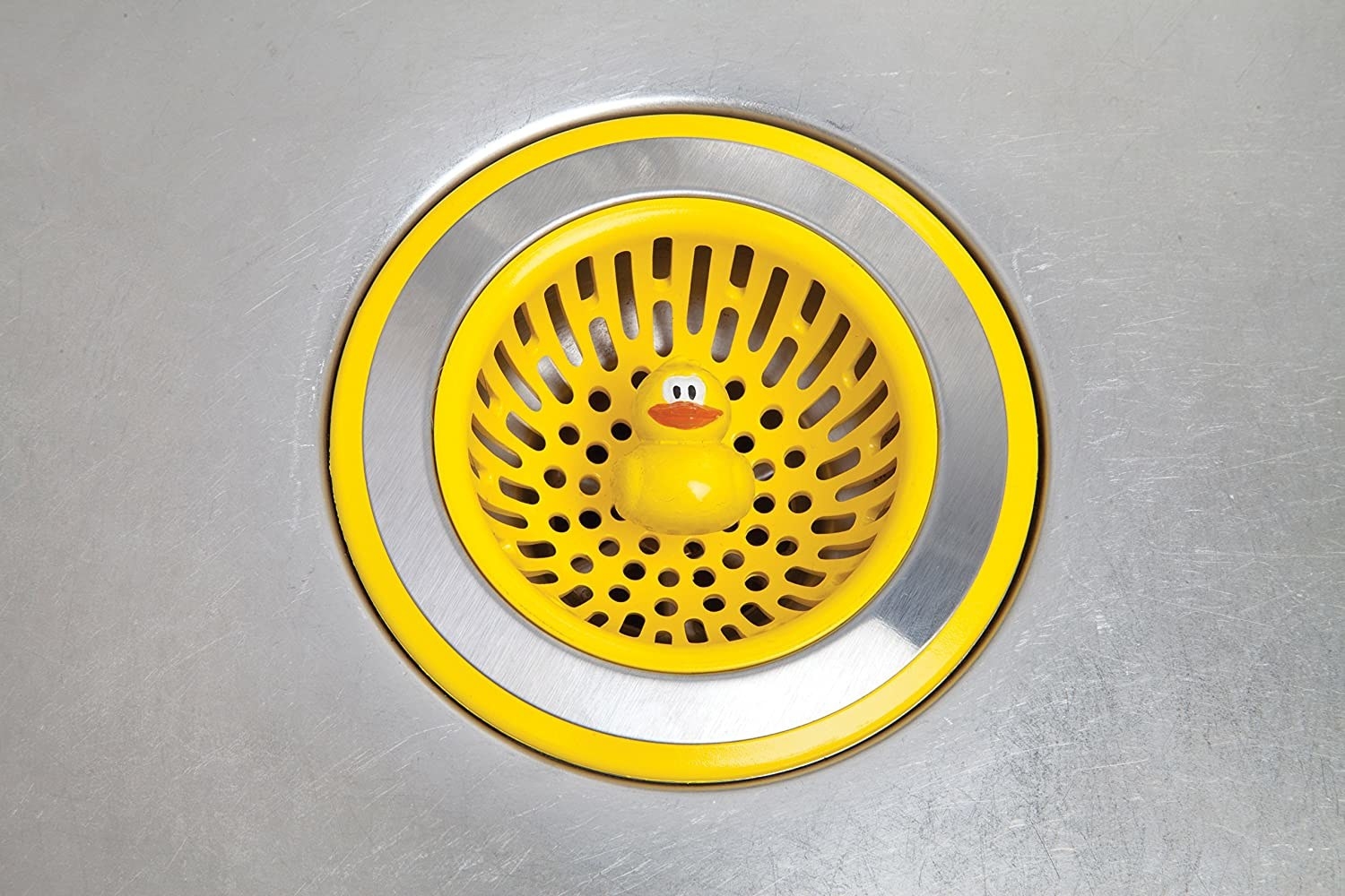 the yellow strainer with a little yellow duck in the middle