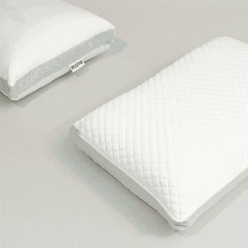 gif of the many layers of the pillow