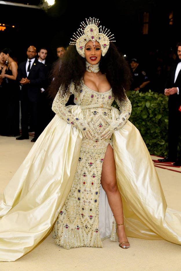 Met Gala 2022: 11 Memes and Reactions to Kylie Jenner, SZA, and More