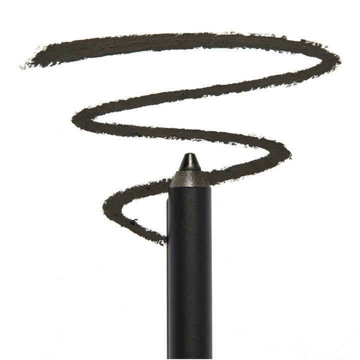 black eyeliner showing a thick curly line