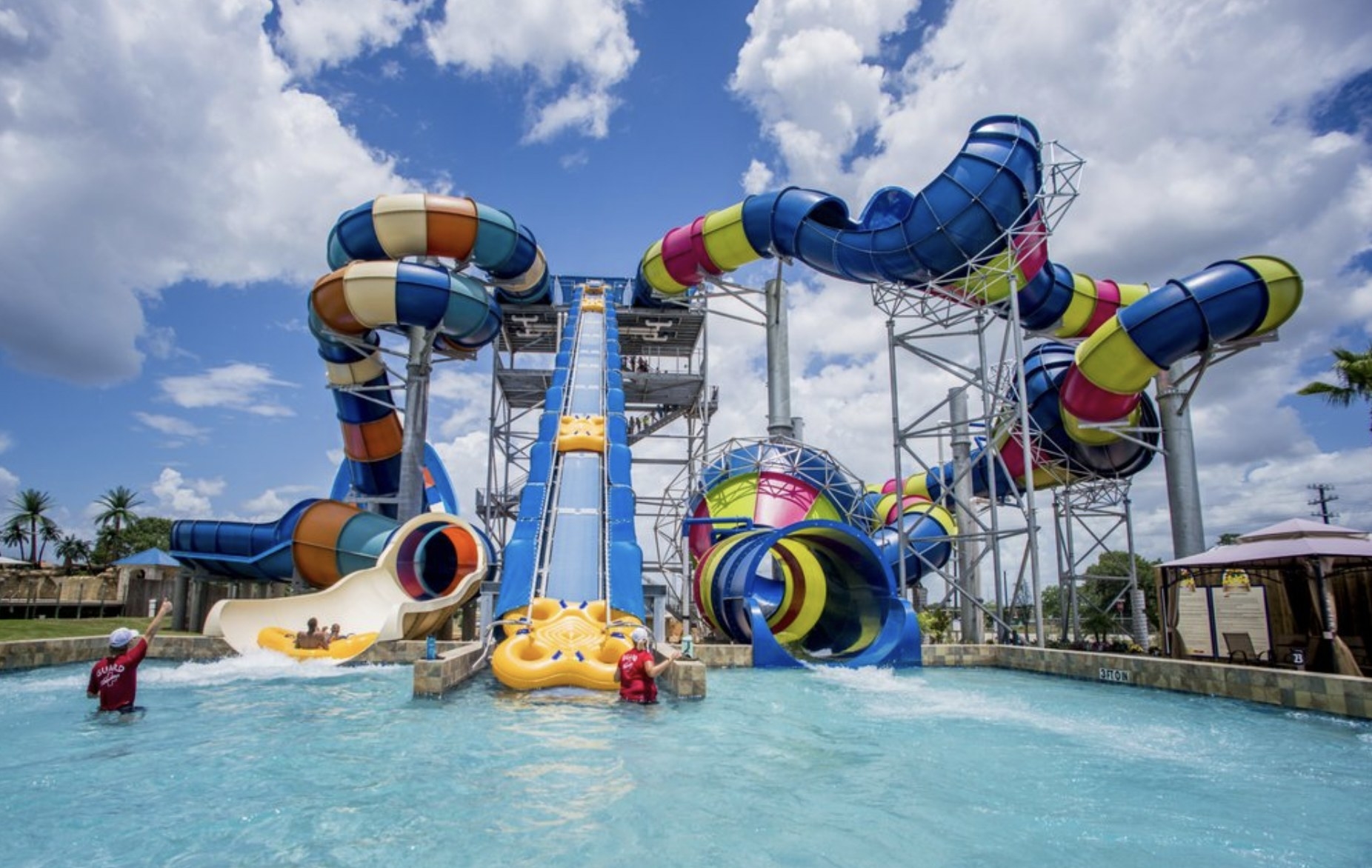 Новогодние аквапарки. Аквапарк Ватер парк. Техас аквапарк. Water Park Houston. Северная Америка аквапарк.