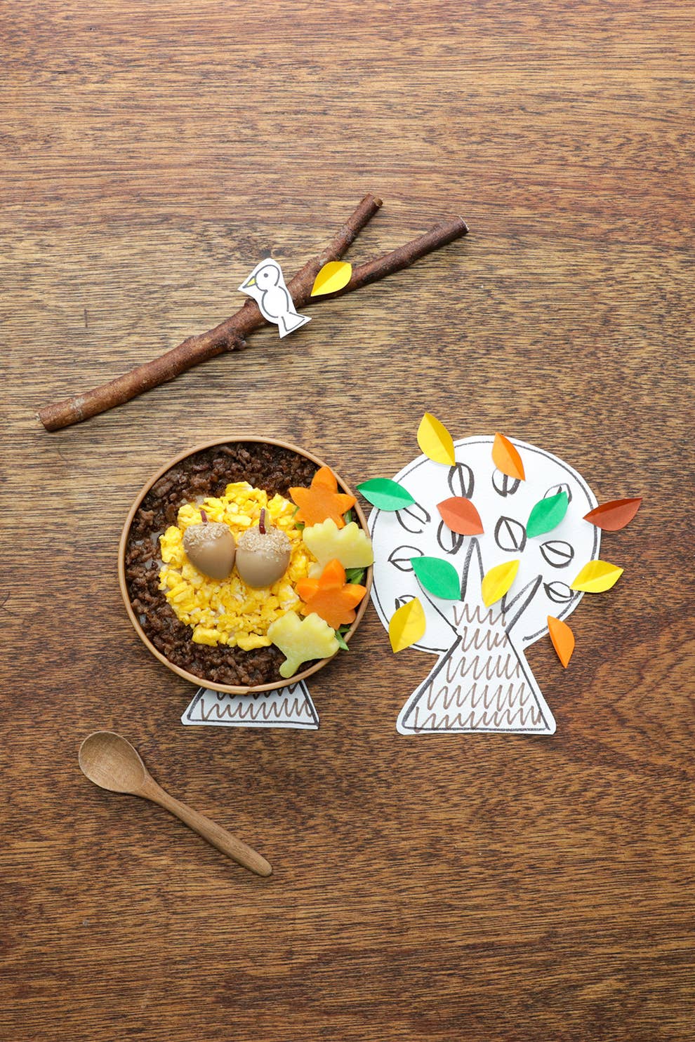 いつものメニューにひと工夫 牛そぼろ De 紅葉弁当 いつものメニューにひと工夫 牛そぼろ De 紅葉弁当