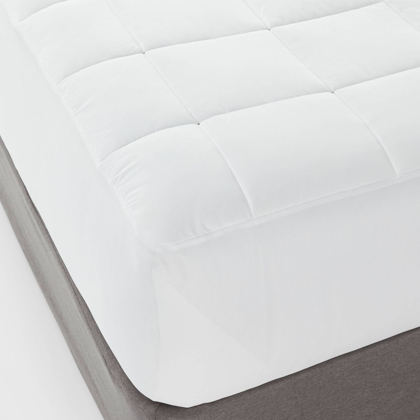 The microplush comfort mattress pad